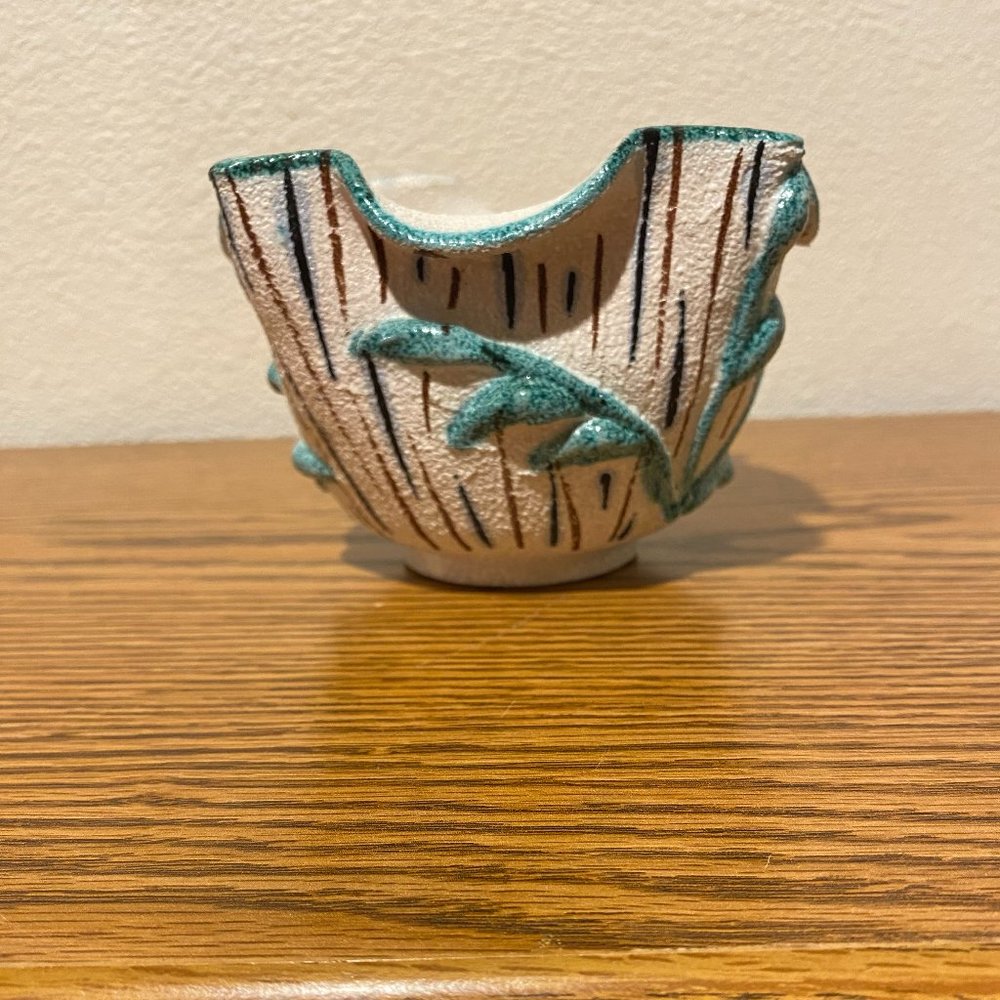 E&R Italian Tuscan Style Leafy Ceramic Pottery Planter White Granulated Finish - Picture 2 of 14
